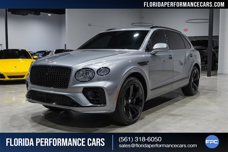 2023 Bentley Bentayga EWB V8   - Photo 10 - Riviera Beach, FL 33407