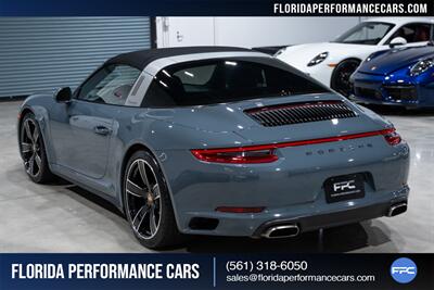 2017 Porsche 911 Targa 4   - Photo 12 - Riviera Beach, FL 33407