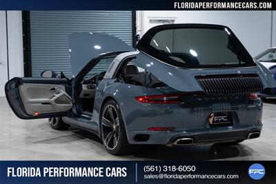 2017 Porsche 911 Targa 4   - Photo 37 - Riviera Beach, FL 33407