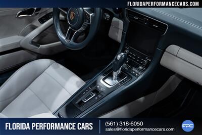 2017 Porsche 911 Targa 4   - Photo 57 - Riviera Beach, FL 33407