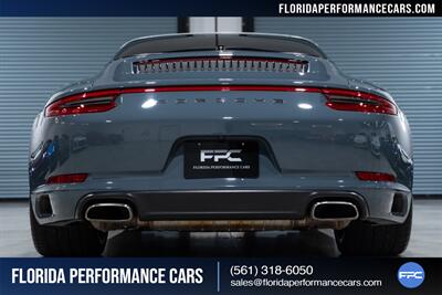 2017 Porsche 911 Targa 4   - Photo 73 - Riviera Beach, FL 33407