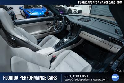 2017 Porsche 911 Targa 4   - Photo 32 - Riviera Beach, FL 33407
