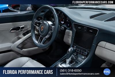 2017 Porsche 911 Targa 4   - Photo 56 - Riviera Beach, FL 33407