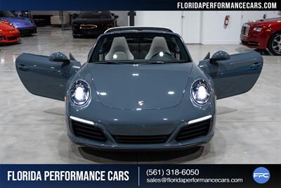2017 Porsche 911 Targa 4   - Photo 38 - Riviera Beach, FL 33407