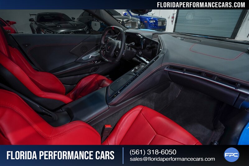 2024 Chevrolet Corvette Z06   - Photo 27 - Riviera Beach, FL 33407