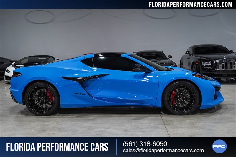 2024 Chevrolet Corvette Z06   - Photo 68 - Riviera Beach, FL 33407