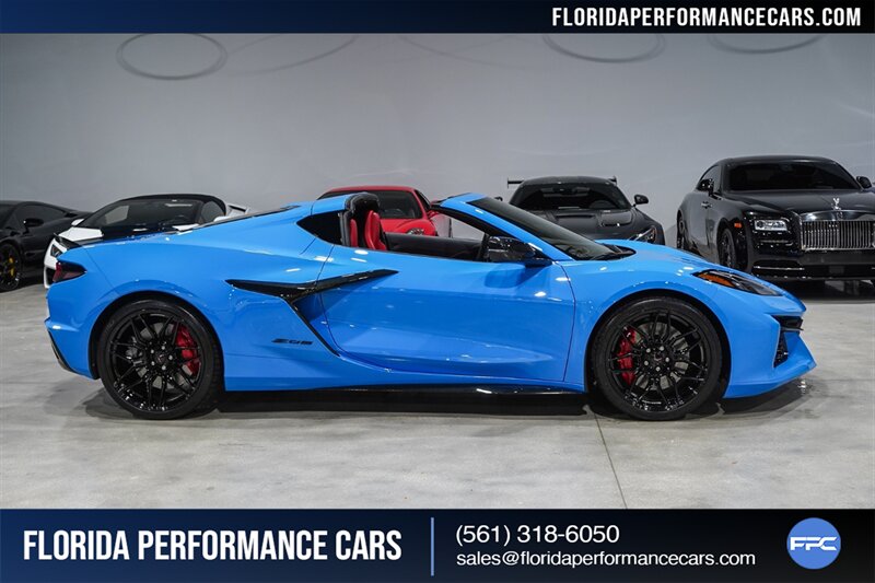 2024 Chevrolet Corvette Z06   - Photo 7 - Riviera Beach, FL 33407