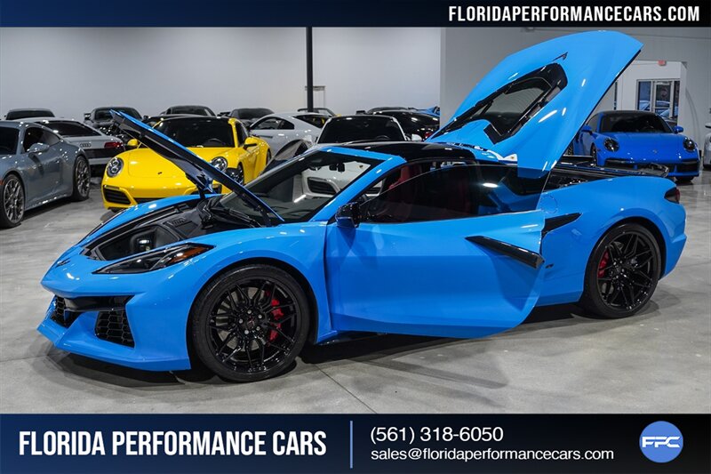 2024 Chevrolet Corvette Z06   - Photo 32 - Riviera Beach, FL 33407