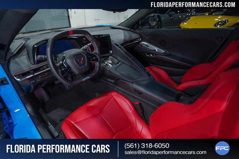 2024 Chevrolet Corvette Z06   - Photo 19 - Riviera Beach, FL 33407