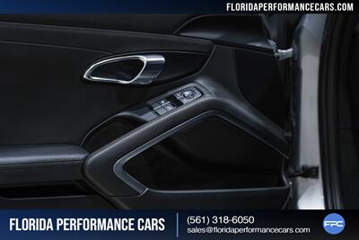 2018 Porsche 911 Carrera   - Photo 23 - Riviera Beach, FL 33407