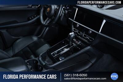 2022 Porsche Macan GTS - Photo 60 - Riviera Beach, FL 33407