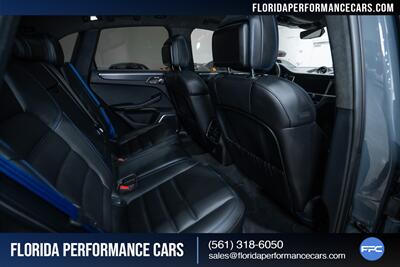 2022 Porsche Macan GTS - Photo 31 - Riviera Beach, FL 33407