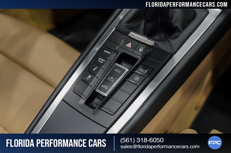 2014 Porsche 911 Carrera 4S   - Photo 47 - Riviera Beach, FL 33407