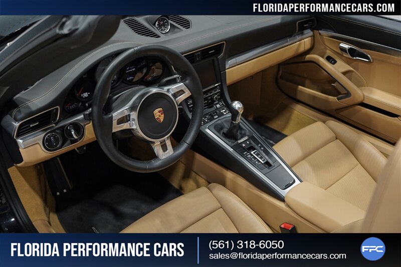 2014 Porsche 911 Carrera 4S   - Photo 38 - Riviera Beach, FL 33407