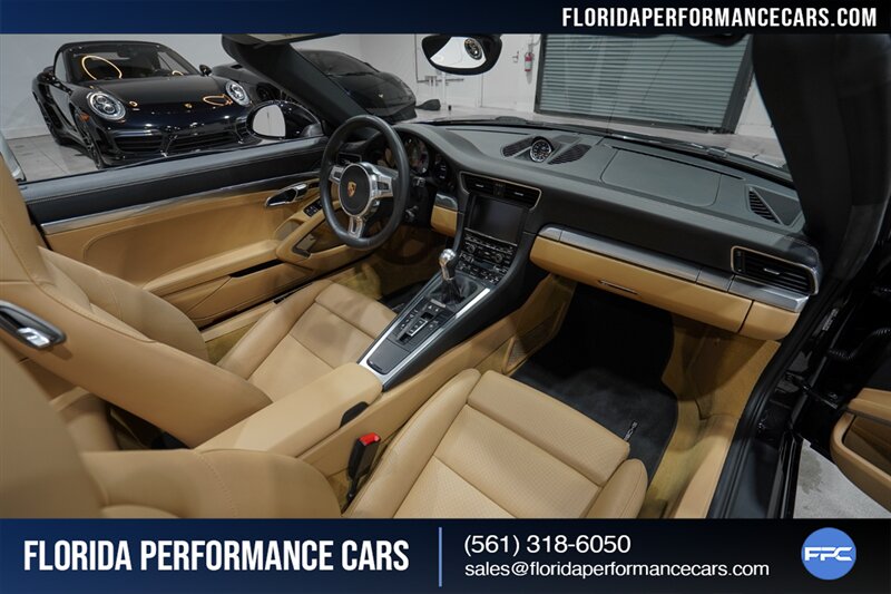 2014 Porsche 911 Carrera 4S   - Photo 25 - Riviera Beach, FL 33407