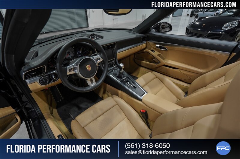 2014 Porsche 911 Carrera 4S   - Photo 16 - Riviera Beach, FL 33407