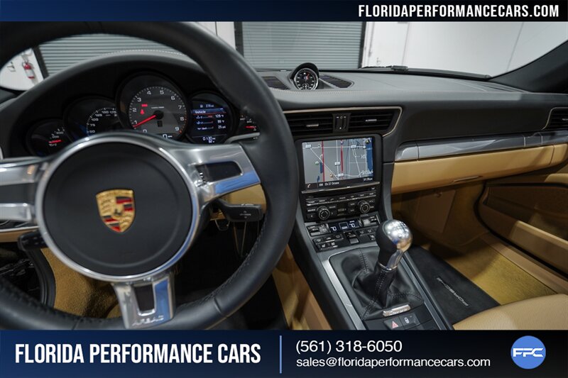 2014 Porsche 911 Carrera 4S   - Photo 18 - Riviera Beach, FL 33407