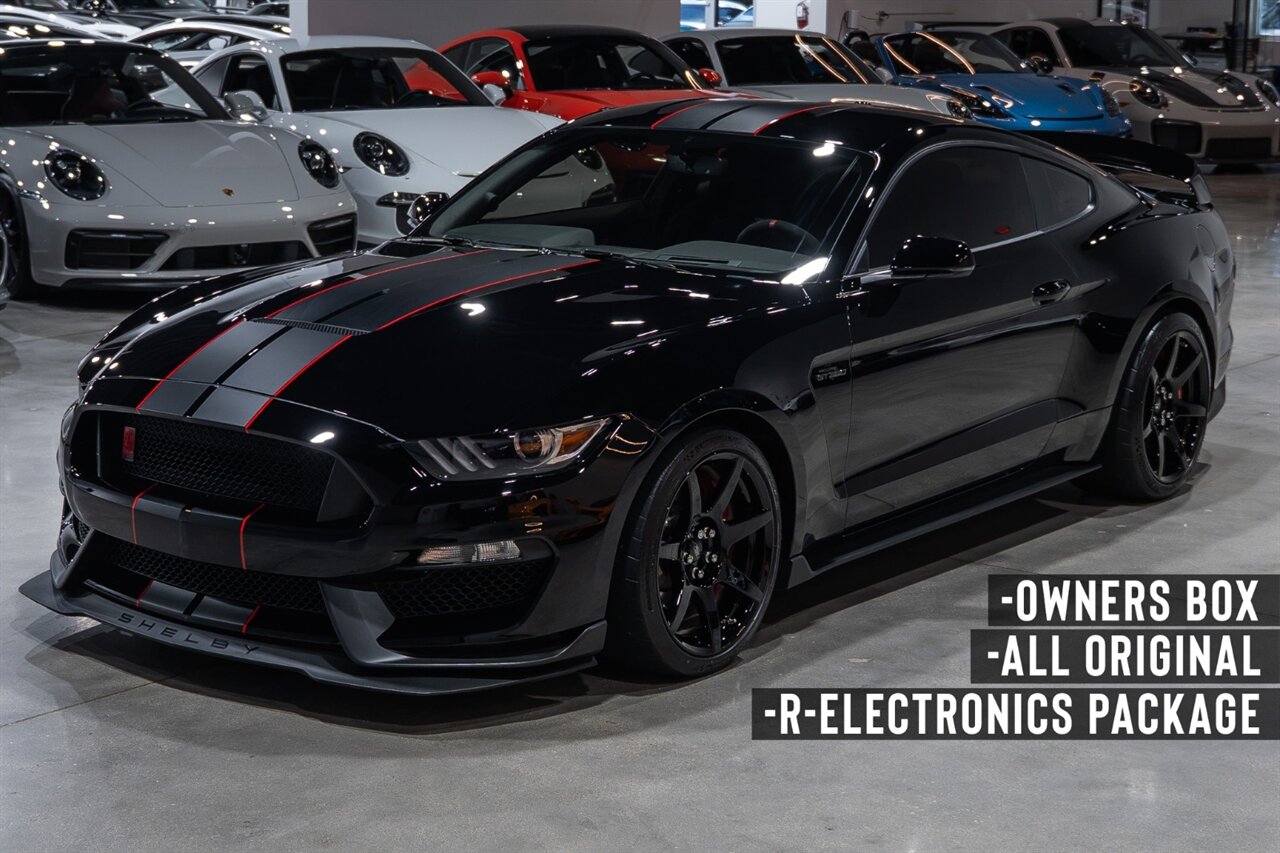 2018 Ford Mustang Shelby GT350R   - Photo 1 - Riviera Beach, FL 33407