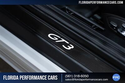2015 Porsche 911 GT3 - Photo 26 - Riviera Beach, FL 33407