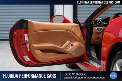 2015 Ferrari California T   - Photo 26 - Riviera Beach, FL 33407