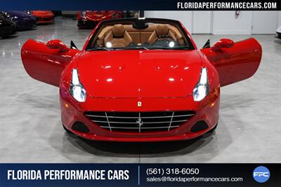 2015 Ferrari California T   - Photo 38 - Riviera Beach, FL 33407