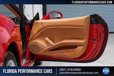 2015 Ferrari California T   - Photo 29 - Riviera Beach, FL 33407