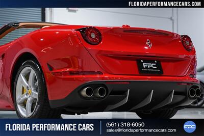 2015 Ferrari California T   - Photo 18 - Riviera Beach, FL 33407