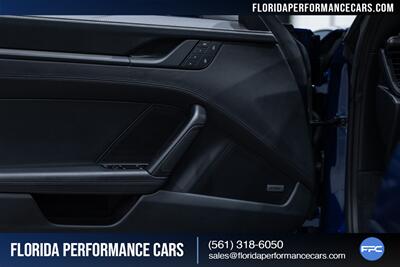 2022 Porsche 911 Targa 4 GTS   - Photo 28 - Riviera Beach, FL 33407
