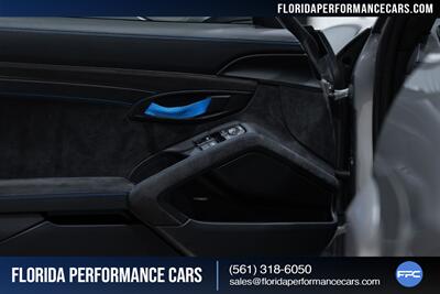 2020 Porsche 718 Cayman GT4   - Photo 24 - Riviera Beach, FL 33407