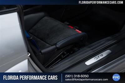 2020 Porsche 718 Cayman GT4   - Photo 32 - Riviera Beach, FL 33407