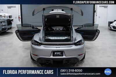 2020 Porsche 718 Cayman GT4   - Photo 40 - Riviera Beach, FL 33407