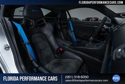 2020 Porsche 718 Cayman GT4   - Photo 30 - Riviera Beach, FL 33407