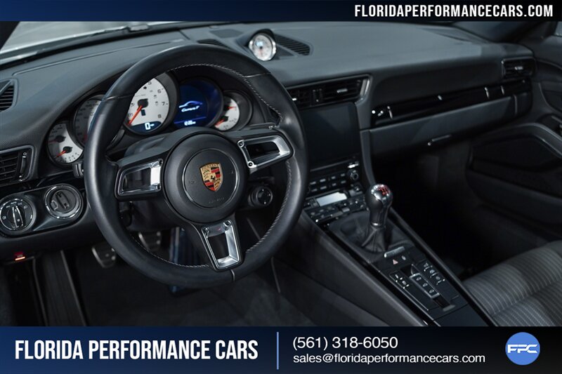 2019 Porsche 911 Carrera T   - Photo 44 - Riviera Beach, FL 33407