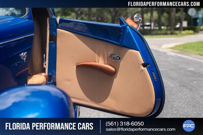 1933 Ford Custom   - Photo 46 - Riviera Beach, FL 33407