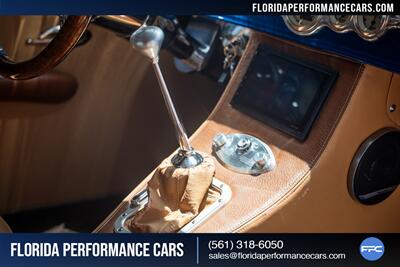 1933 Ford Custom   - Photo 43 - Riviera Beach, FL 33407