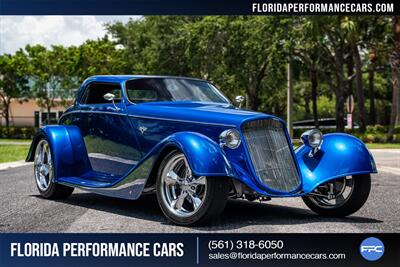 1933 Ford Custom   - Photo 1 - Riviera Beach, FL 33407