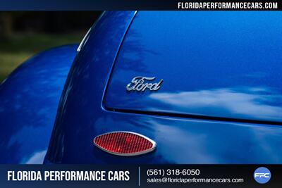 1933 Ford Custom   - Photo 37 - Riviera Beach, FL 33407