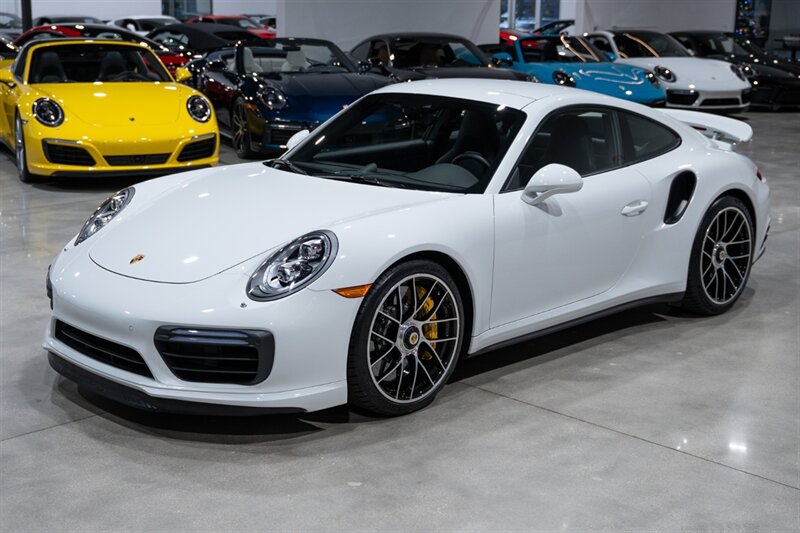 2017 Porsche 911 Turbo S  