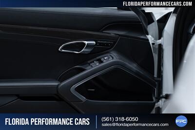 2017 Porsche 911 Turbo S - Photo 24 - Riviera Beach, FL 33407