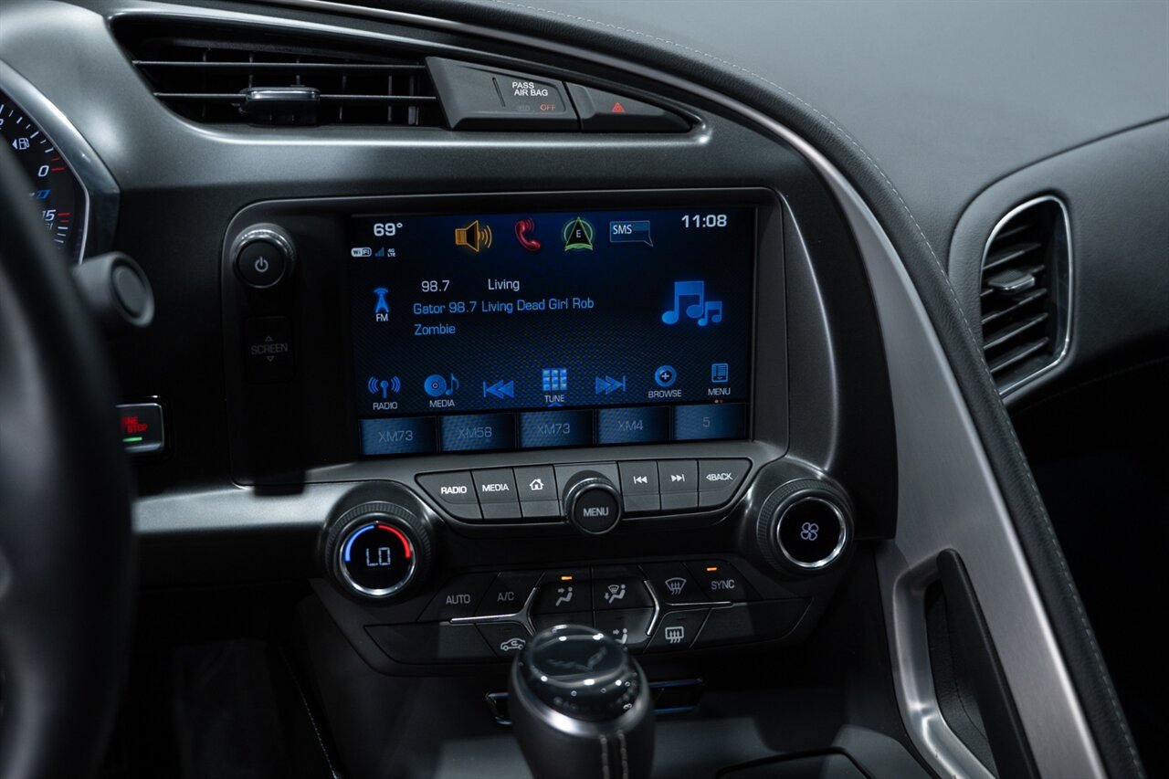 2019 Chevrolet Corvette ZR1   - Photo 55 - Riviera Beach, FL 33407