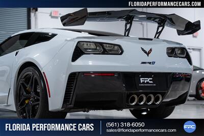 2019 Chevrolet Corvette ZR1   - Photo 12 - Riviera Beach, FL 33407
