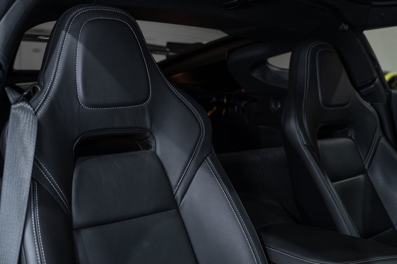 2019 Chevrolet Corvette ZR1   - Photo 34 - Riviera Beach, FL 33407