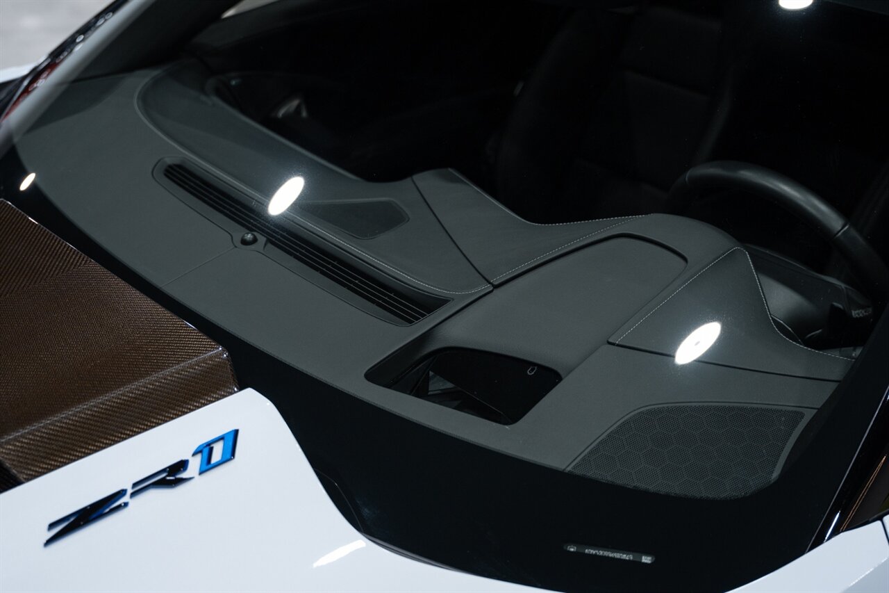2019 Chevrolet Corvette ZR1   - Photo 63 - Riviera Beach, FL 33407
