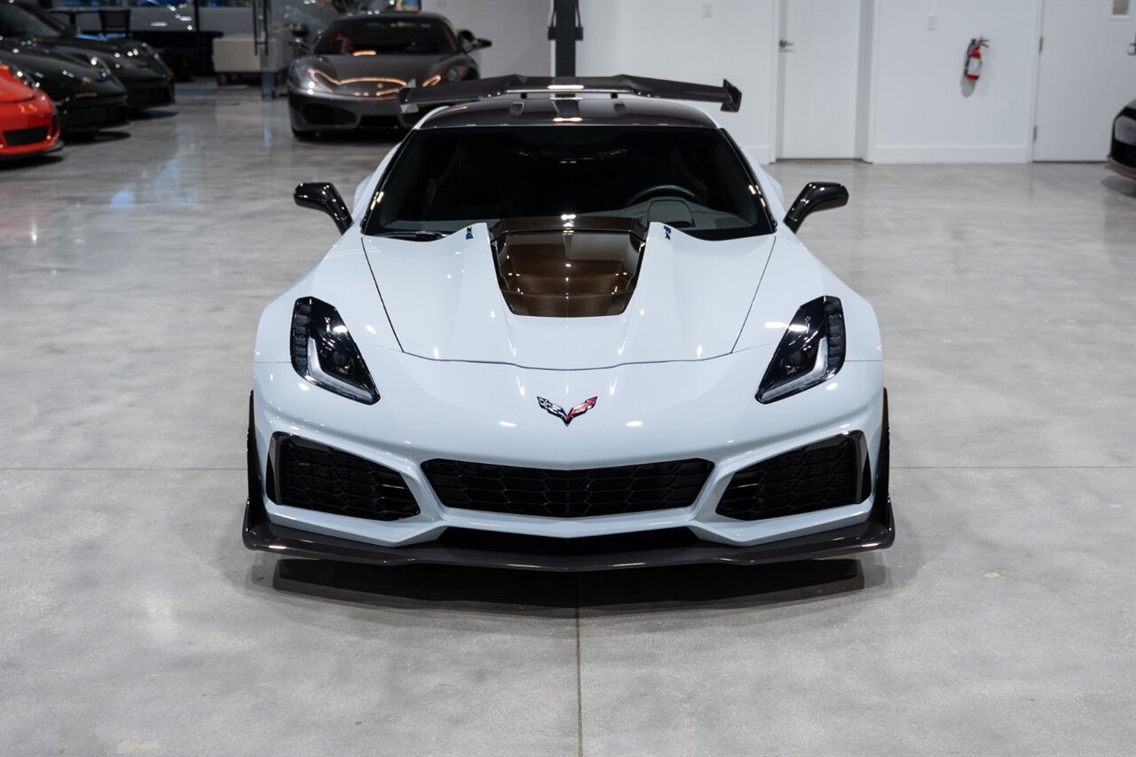 2019 Chevrolet Corvette ZR1   - Photo 9 - Riviera Beach, FL 33407