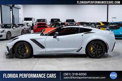 2019 Chevrolet Corvette ZR1   - Photo 3 - Riviera Beach, FL 33407
