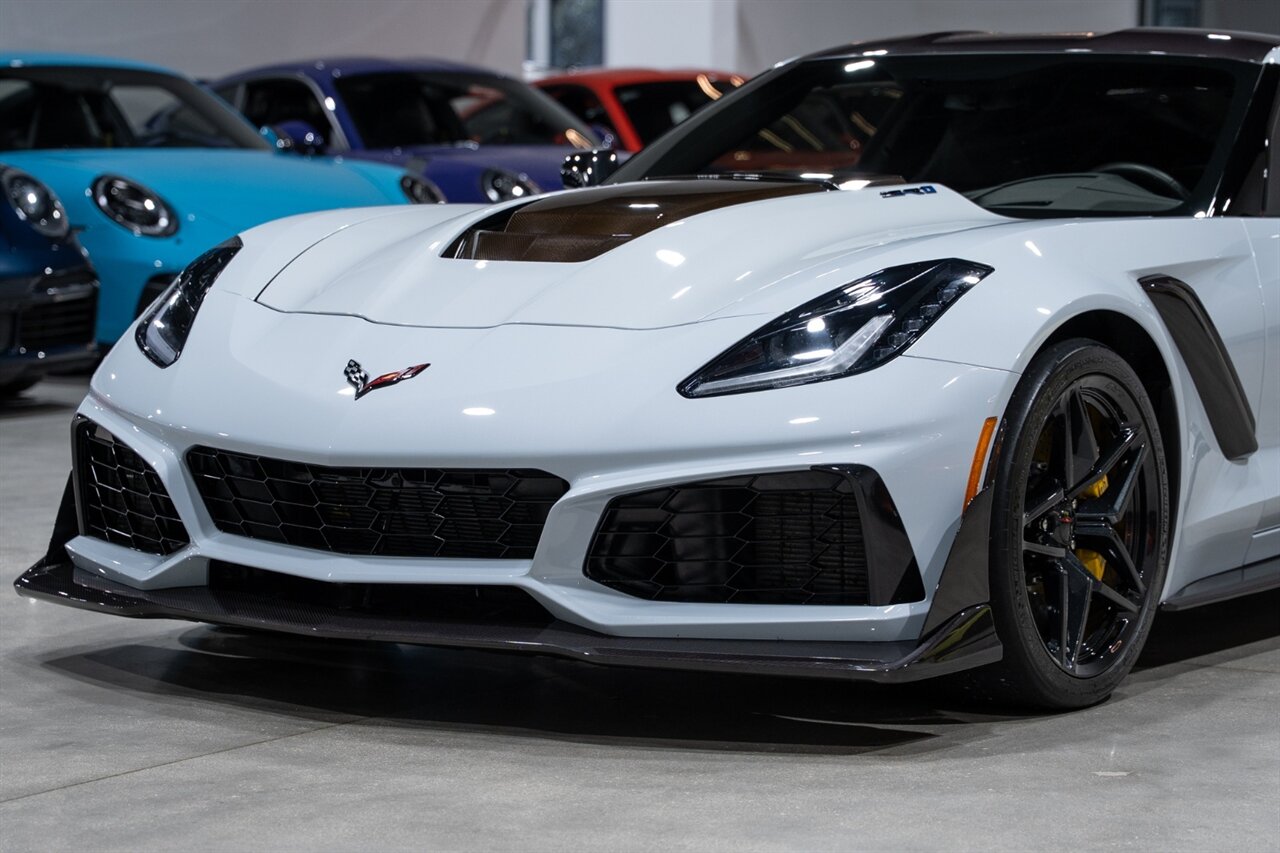 2019 Chevrolet Corvette ZR1   - Photo 60 - Riviera Beach, FL 33407