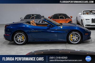 2016 Ferrari California T   - Photo 8 - Riviera Beach, FL 33407