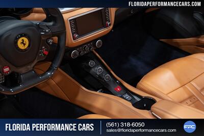 2016 Ferrari California T   - Photo 26 - Riviera Beach, FL 33407