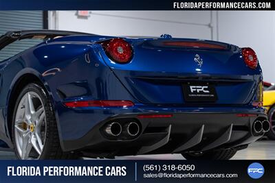 2016 Ferrari California T   - Photo 19 - Riviera Beach, FL 33407