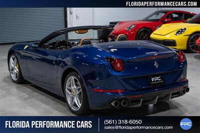 2016 Ferrari California T   - Photo 4 - Riviera Beach, FL 33407